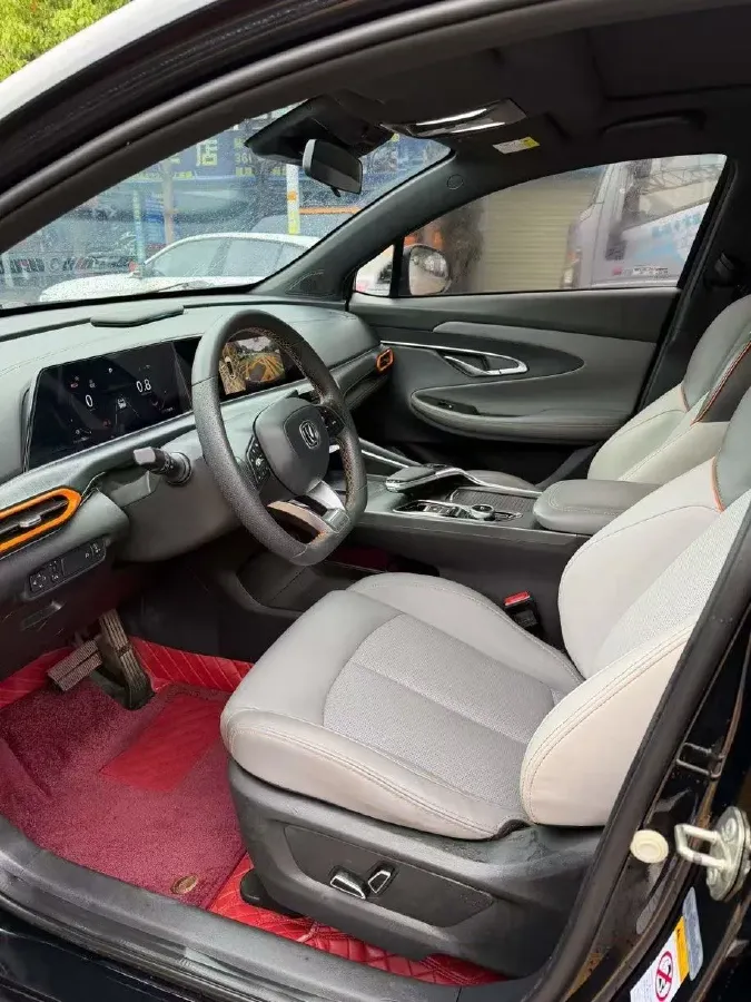 2022 ChangAn UNI-T 1.5T 188HP L4 7DCT,autocango,china used car exporter,china ev exporter,chinese used car exporter,chinese used ev exporter