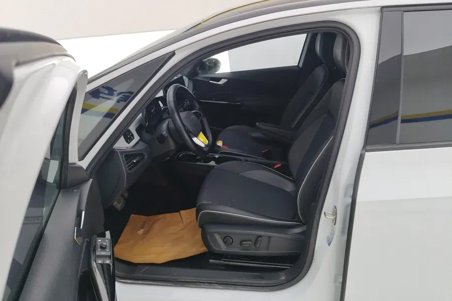 2023 Volkswagen ID.3 BEV 52.8KWH,autocango,china used car exporter,china ev exporter,chinese used car exporter,chinese used ev exporter