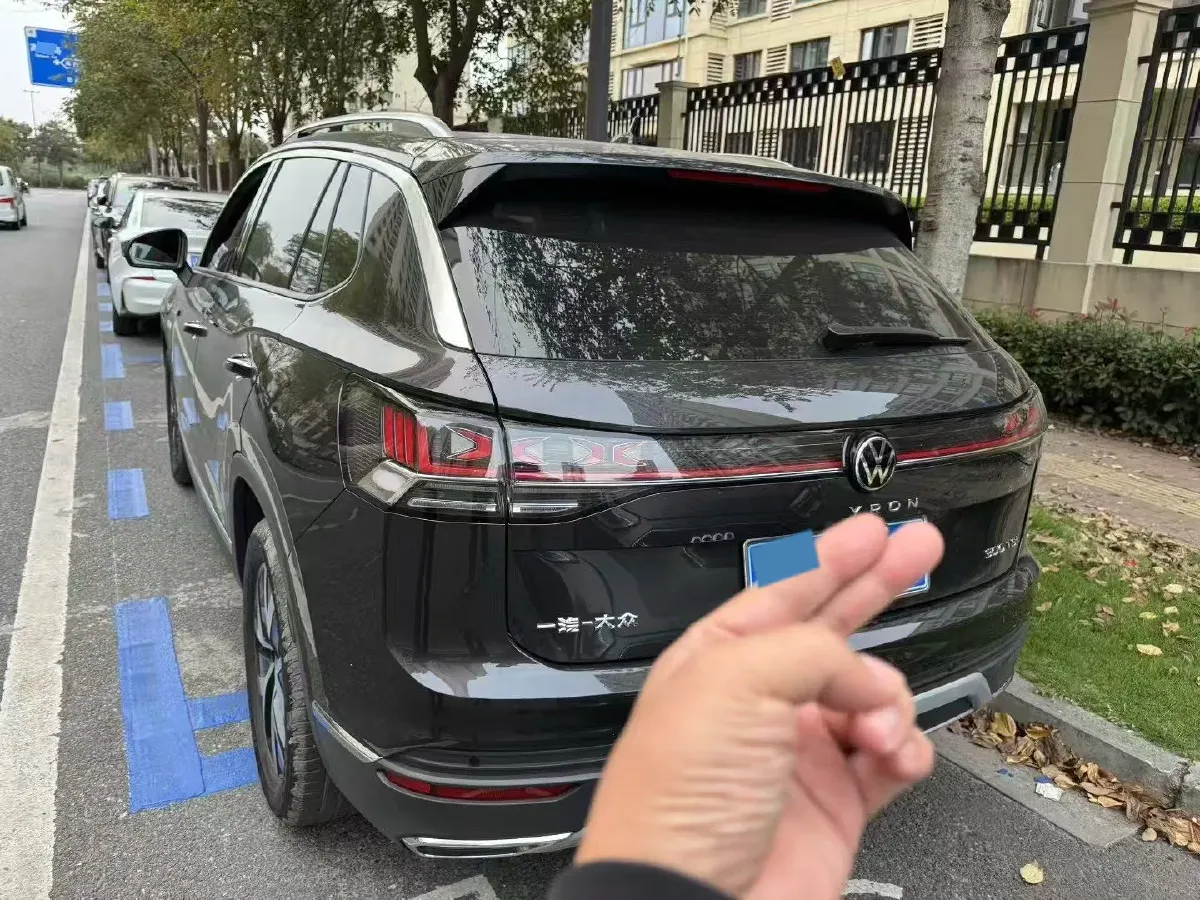 2024 Volkswagen Tayron 1.5T 160HP L4 7DCT,autocango,china used car exporter,china ev exporter,chinese used car exporter,chinese used ev exporter