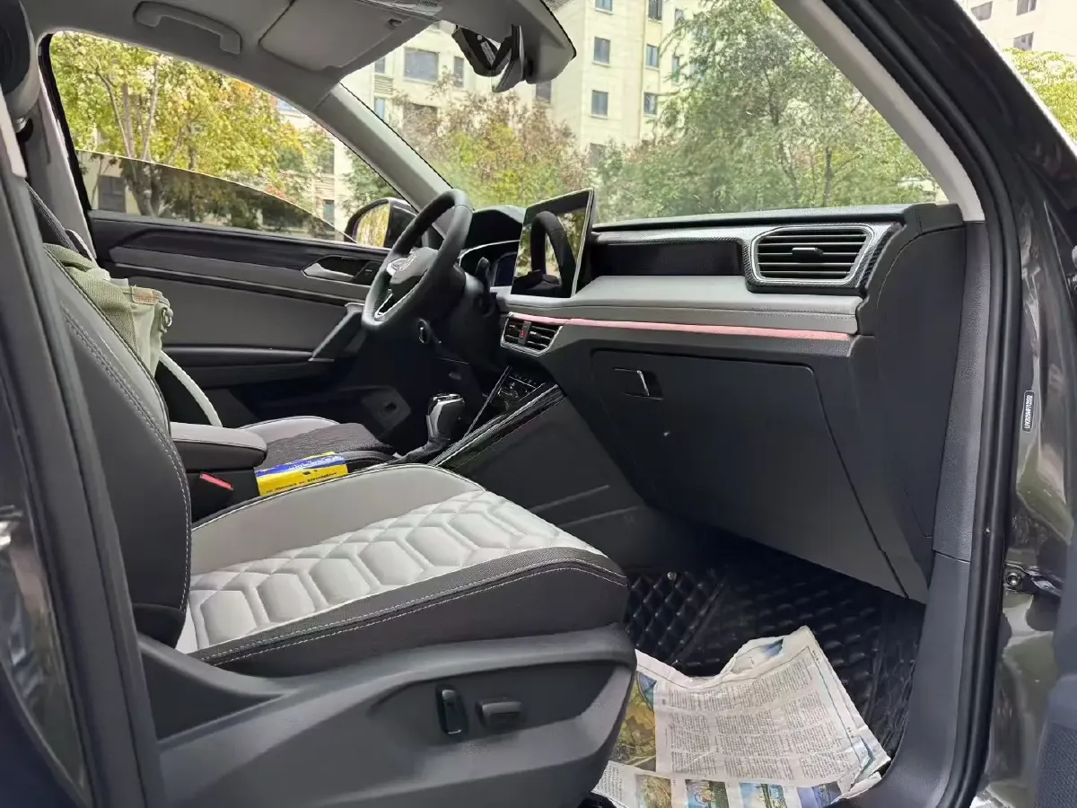 2024 Volkswagen Tayron 1.5T 160HP L4 7DCT,autocango,china used car exporter,china ev exporter,chinese used car exporter,chinese used ev exporter