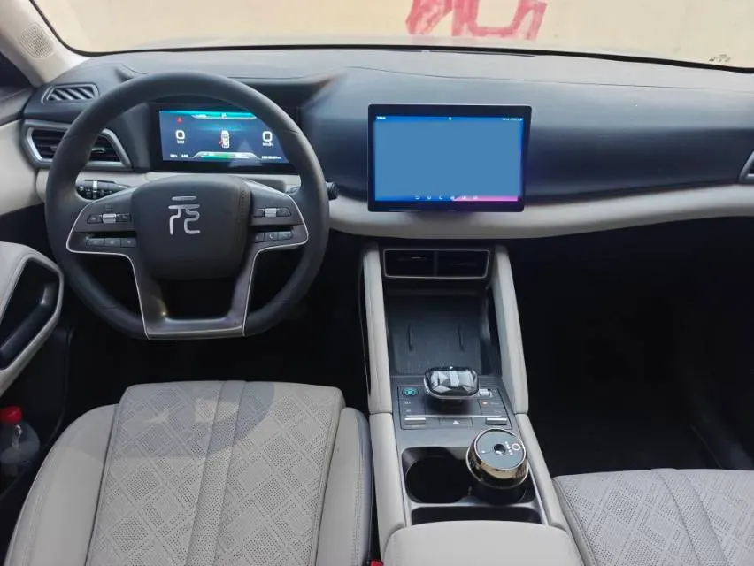 2024 BYD YuanUP BEV 45.12KWH,autocango,china used car exporter,china ev exporter,chinese used car exporter,chinese used ev exporter