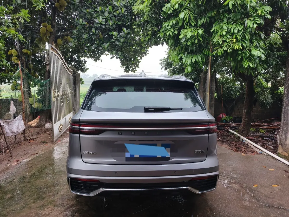 2021 Geely Monjaro 2.0T 218HP L4 7DCT,autocango,china used car exporter,china ev exporter,chinese used car exporter,chinese used ev exporter