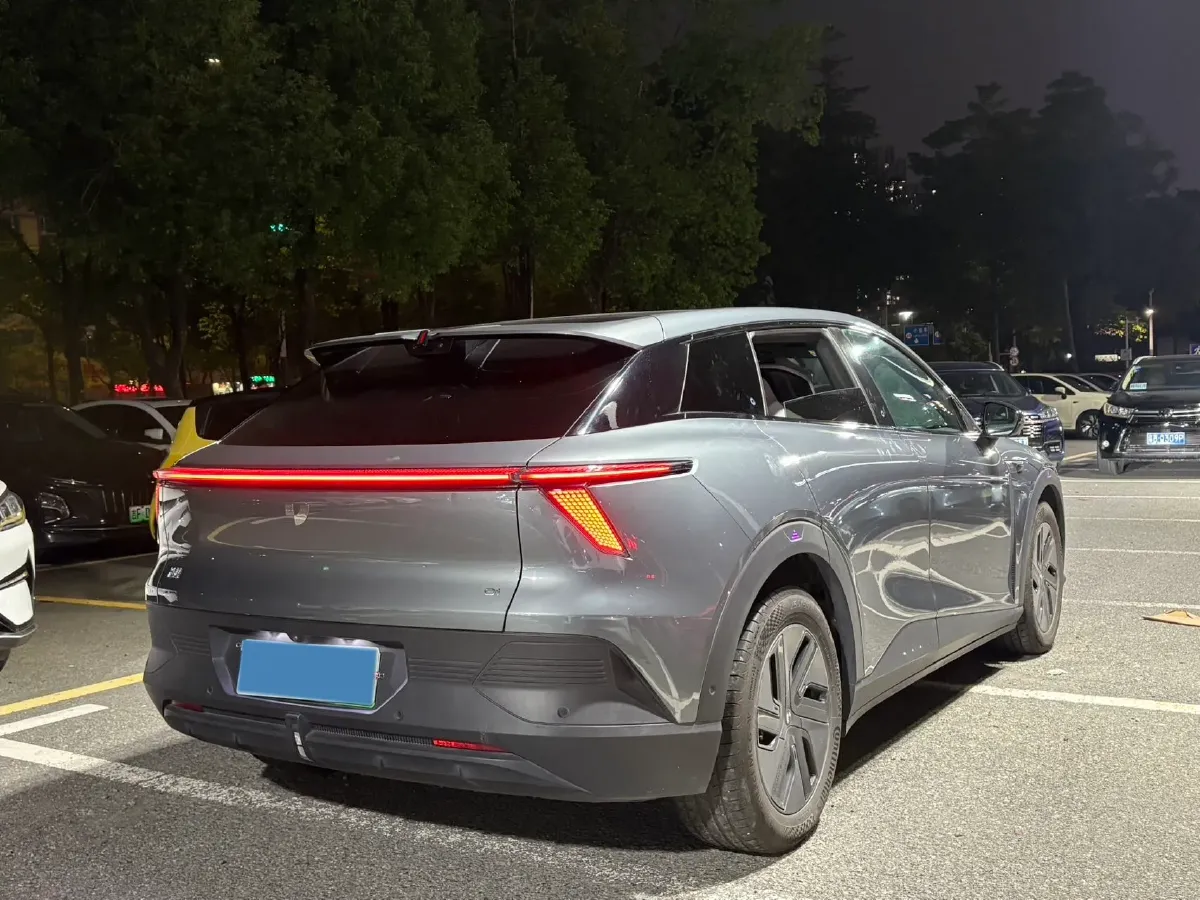 2023 Honda CR-V 2.0L 150HP L4 E-CVT PHEV 17.7KWH,autocango,china used car exporter,china ev exporter,chinese used car exporter,chinese used ev exporter