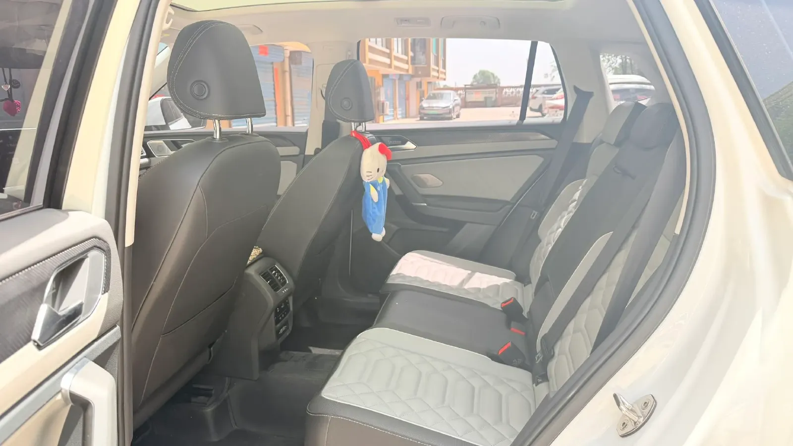 2023 Volkswagen Tayron 1.5T 160HP L4 7DCT,autocango,china used car exporter,china ev exporter,chinese used car exporter,chinese used ev exporter