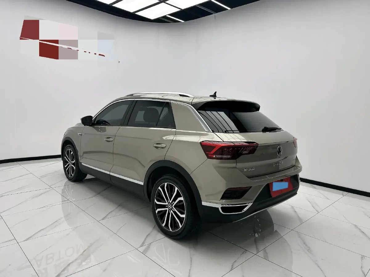 2022 Volkswagen T-Roc 1.4T 150HP L4 7DCT,autocango,china used car exporter,china ev exporter,chinese used car exporter,chinese used ev exporter