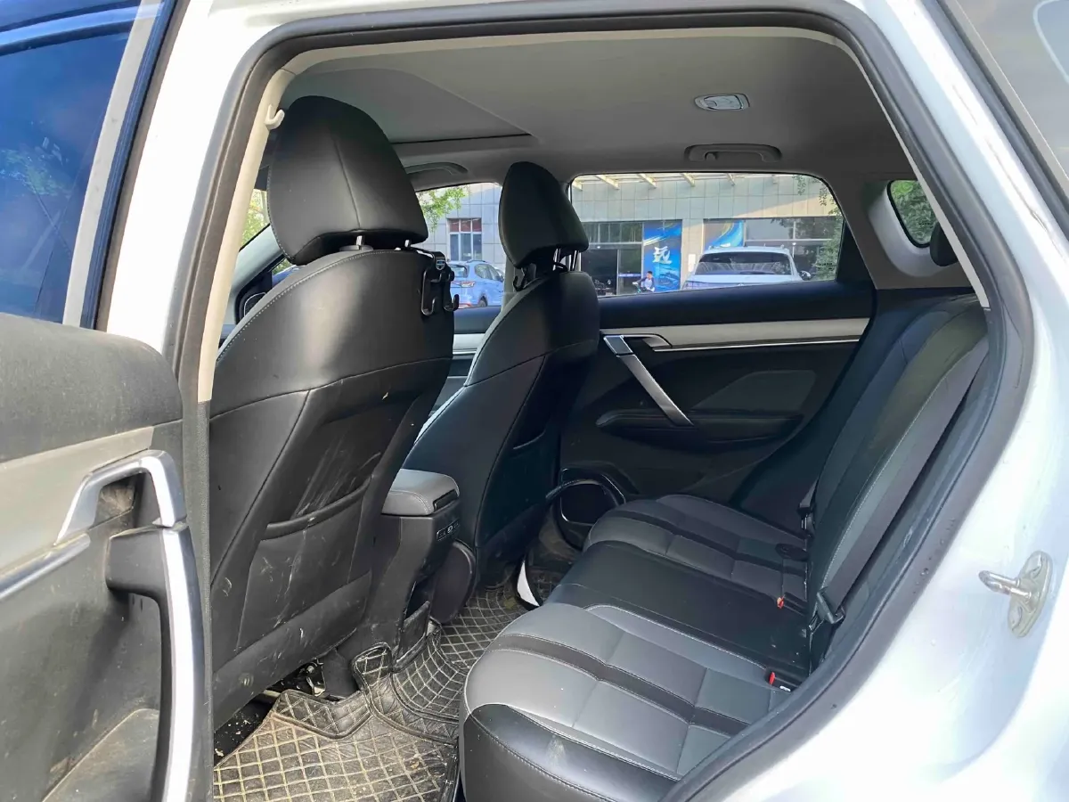 2022 Geely Coolray 1.5T 181HP L4 7DCT,autocango,china used car exporter,china ev exporter,chinese used car exporter,chinese used ev exporter