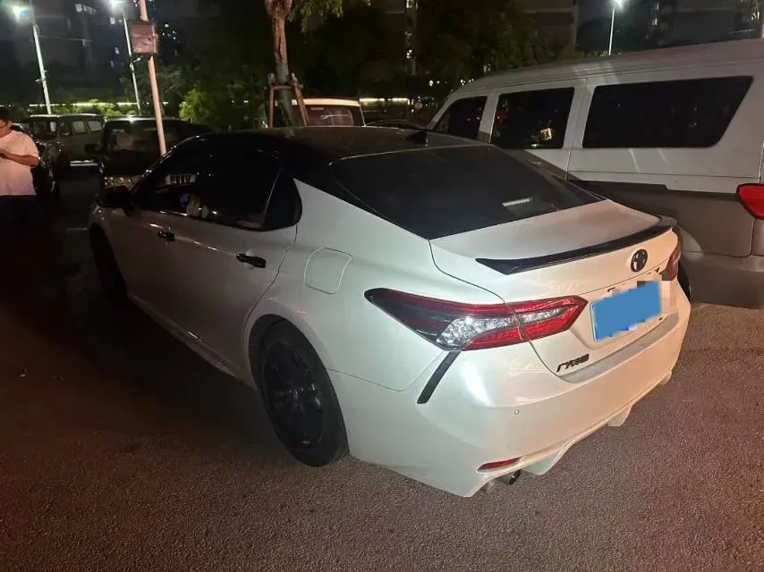 2022 Toyota Camry 2.5L 209HP L4 8AT,autocango,china used car exporter,china ev exporter,chinese used car exporter,chinese used ev exporter