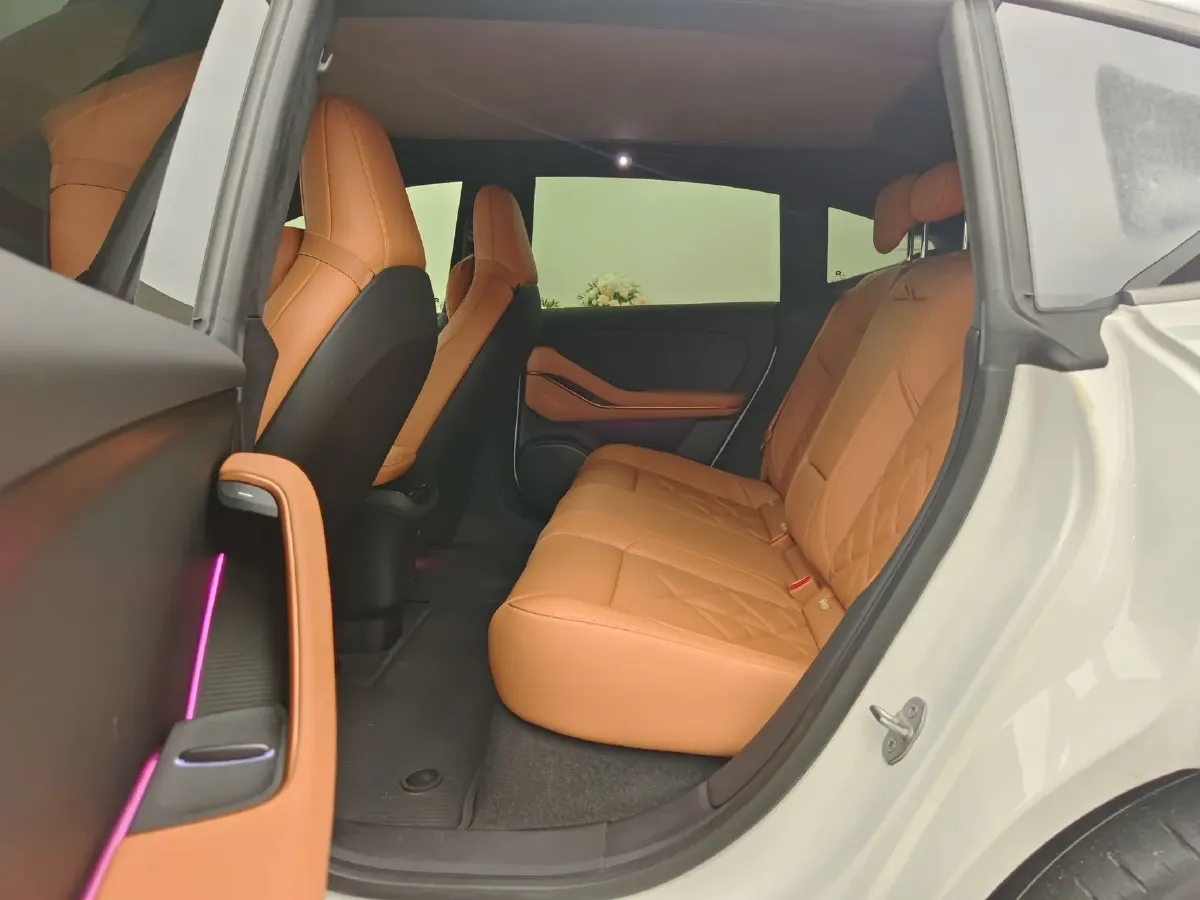 2022 JunTian HeiWuShi Youth 2.0T 203HP L4 6AT,autocango,china used car exporter,china ev exporter,chinese used car exporter,chinese used ev exporter