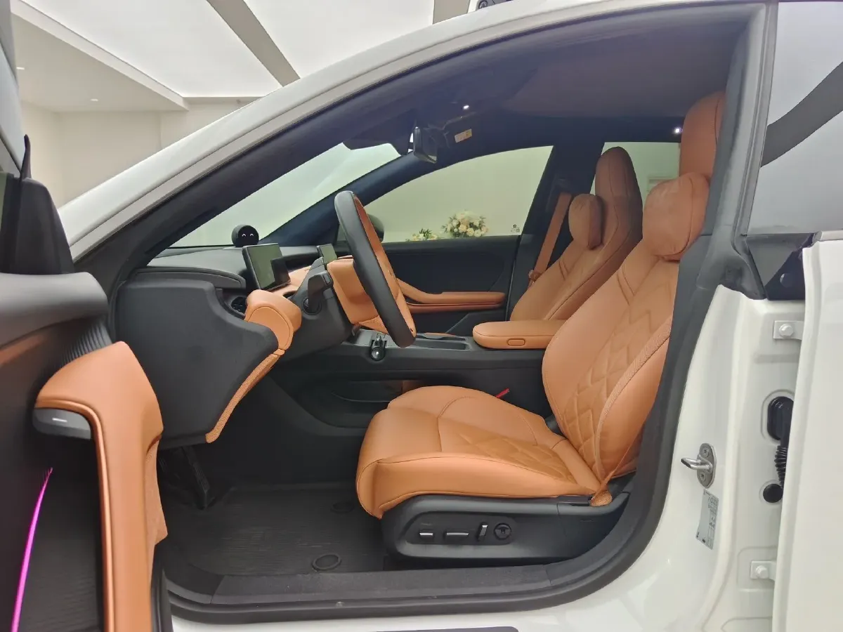 2022 JunTian HeiWuShi Youth 2.0T 203HP L4 6AT,autocango,china used car exporter,china ev exporter,chinese used car exporter,chinese used ev exporter