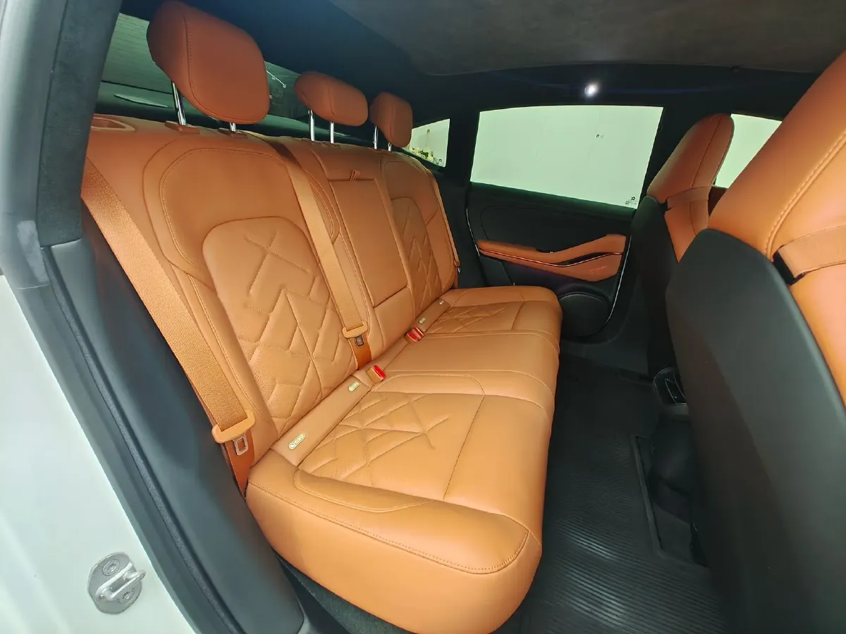 2022 JunTian HeiWuShi Youth 2.0T 203HP L4 6AT,autocango,china used car exporter,china ev exporter,chinese used car exporter,chinese used ev exporter