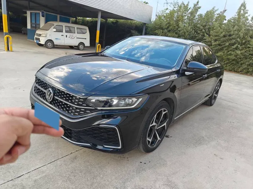 2025 Volkswagen Passat 2.0T 186HP L4 7DCT,autocango,china used car exporter,china ev exporter,chinese used car exporter,chinese used ev exporter