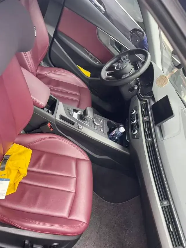 2019 Audi A4L 2.0T 190HP L4 7DCT,autocango,china used car exporter,china ev exporter,chinese used car exporter,chinese used ev exporter