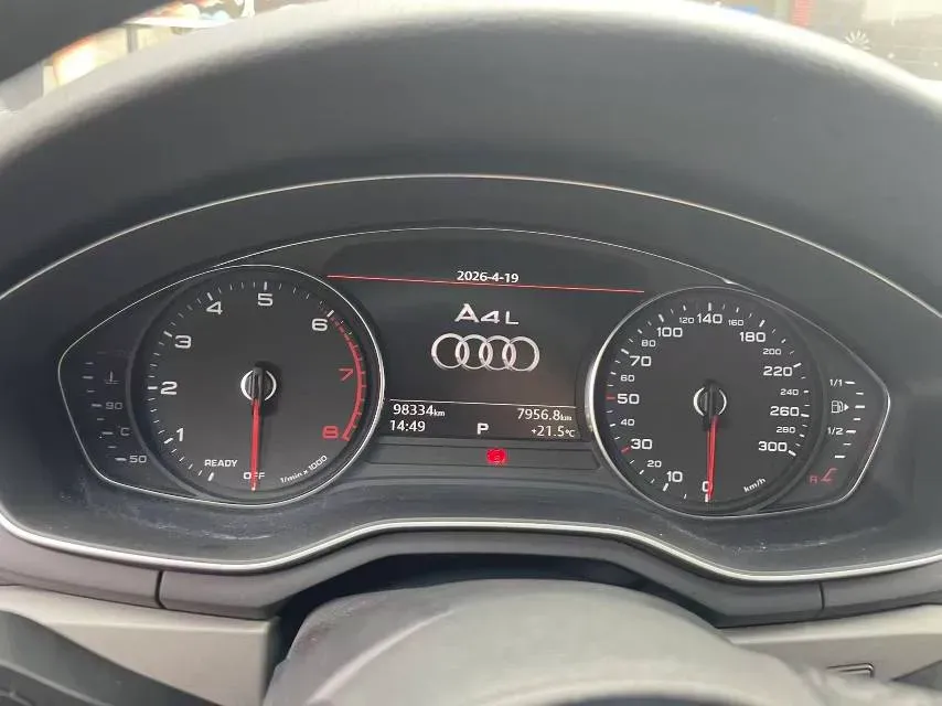 2019 Audi A4L 2.0T 190HP L4 7DCT,autocango,china used car exporter,china ev exporter,chinese used car exporter,chinese used ev exporter