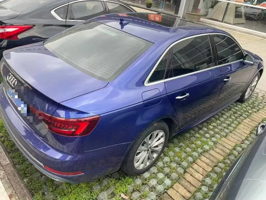 2019 Audi A4L 2.0T 190HP L4 7DCT,autocango,china used car exporter,china ev exporter,chinese used car exporter,chinese used ev exporter