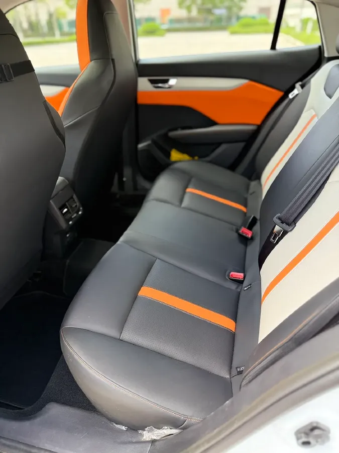 2023 DongFeng Aeolus YiXuan 1.5L 125HP L4 6DCT,autocango,china used car exporter,china ev exporter,chinese used car exporter,chinese used ev exporter