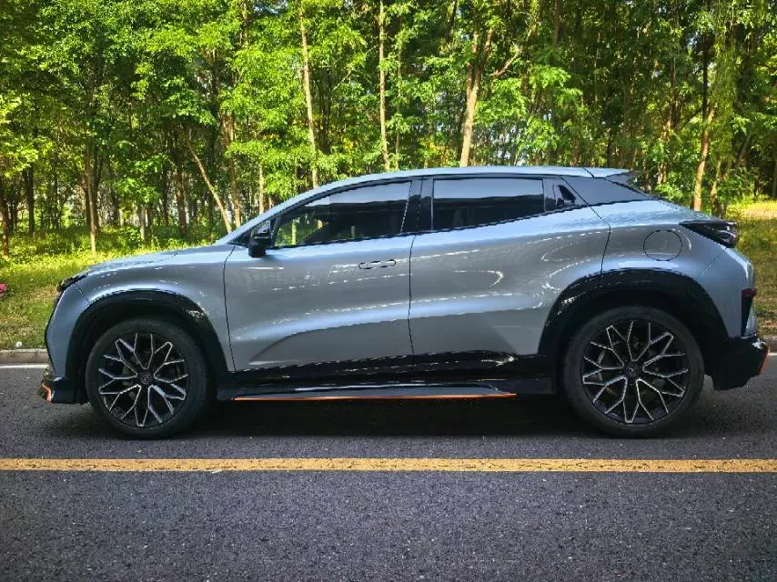 2022 ChangAn UNI-T 1.5T 188HP L4 7DCT,autocango,china used car exporter,china ev exporter,chinese used car exporter,chinese used ev exporter