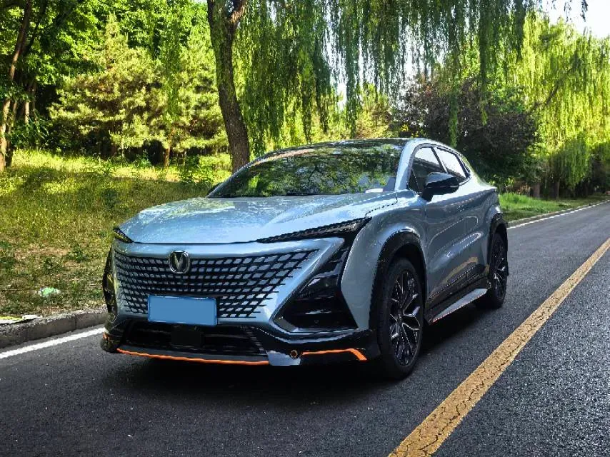 2022 ChangAn UNI-T 1.5T 188HP L4 7DCT,autocango,china used car exporter,china ev exporter,chinese used car exporter,chinese used ev exporter