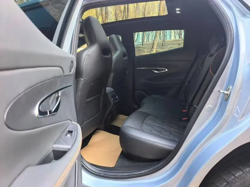 2022 ChangAn UNI-T 1.5T 188HP L4 7DCT,autocango,china used car exporter,china ev exporter,chinese used car exporter,chinese used ev exporter