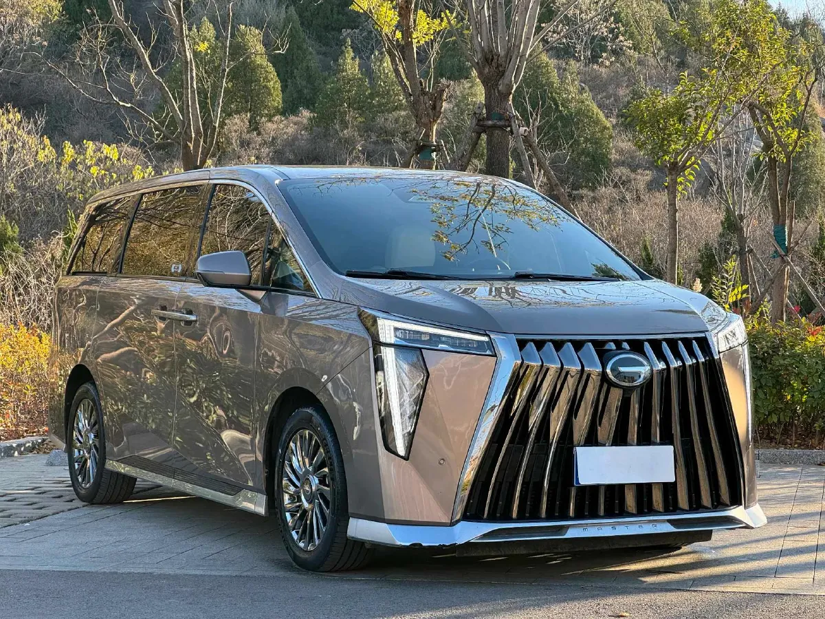 2023 GAC Trumpchi M8 2.0T 252HP L4 8AT,autocango,china used car exporter,china ev exporter,chinese used car exporter,chinese used ev exporter
