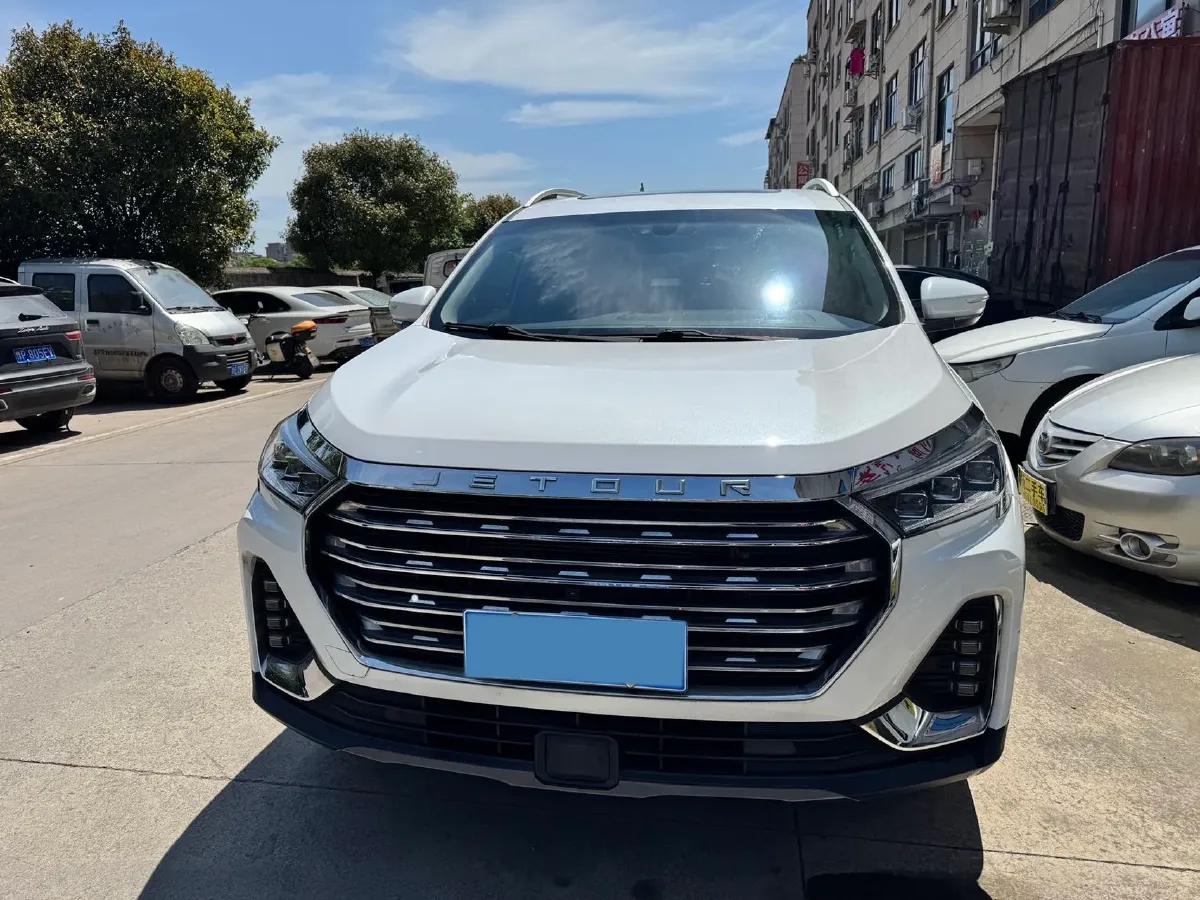 2022 Jetour X90 Plus 1.5T 156HP L4 6MT,autocango,china used car exporter,china ev exporter,chinese used car exporter,chinese used ev exporter