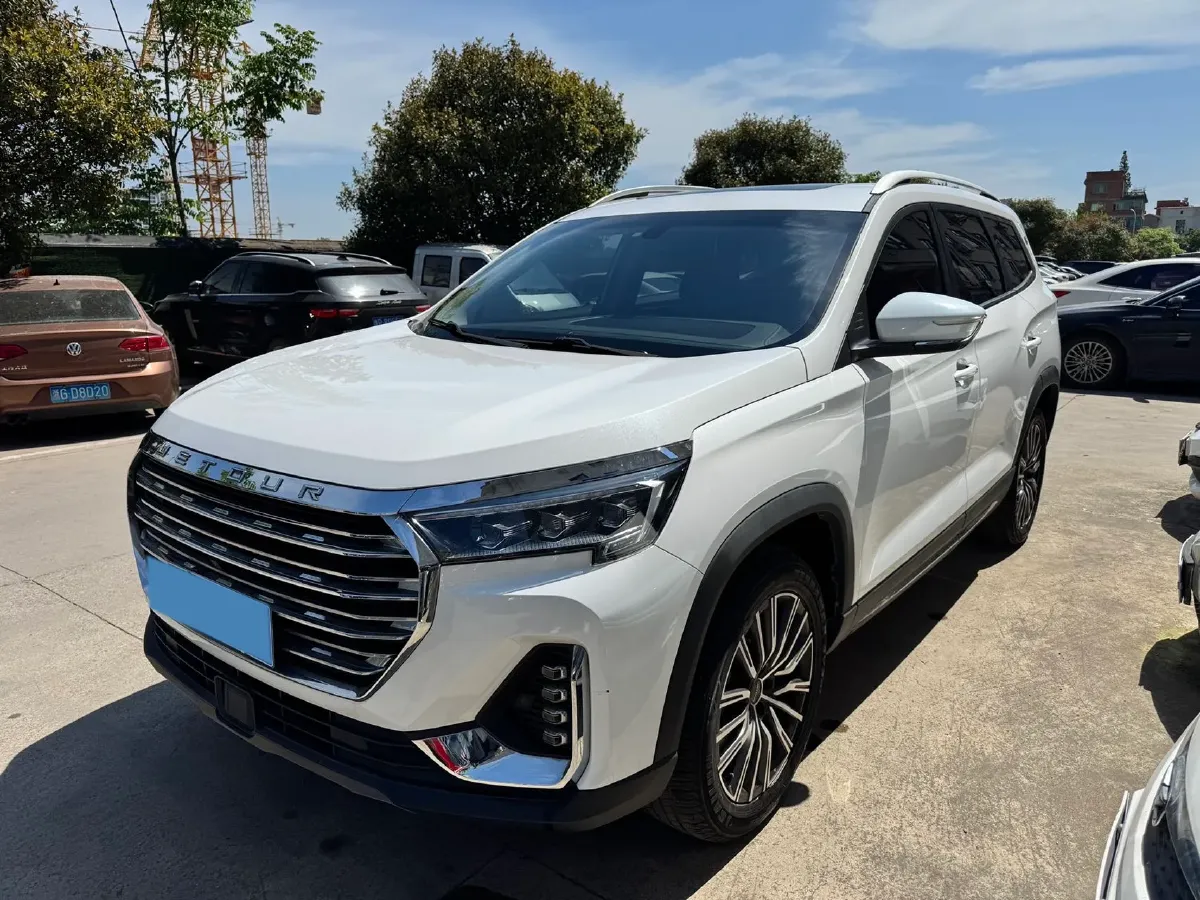 2022 Jetour X90 Plus 1.5T 156HP L4 6MT,autocango,china used car exporter,china ev exporter,chinese used car exporter,chinese used ev exporter