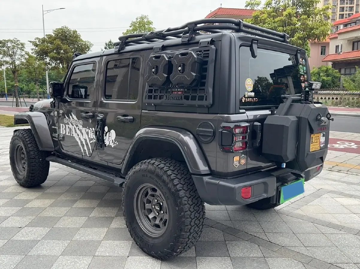 2021 Jeep Wrangler 2.0T 266HP L4 8AT,autocango,china used car exporter,china ev exporter,chinese used car exporter,chinese used ev exporter
