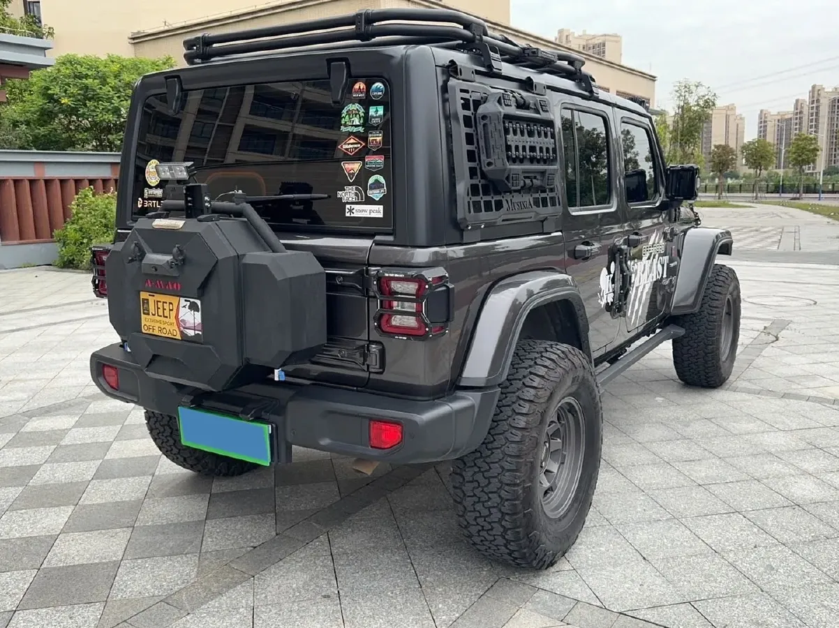 2021 Jeep Wrangler 2.0T 266HP L4 8AT,autocango,china used car exporter,china ev exporter,chinese used car exporter,chinese used ev exporter