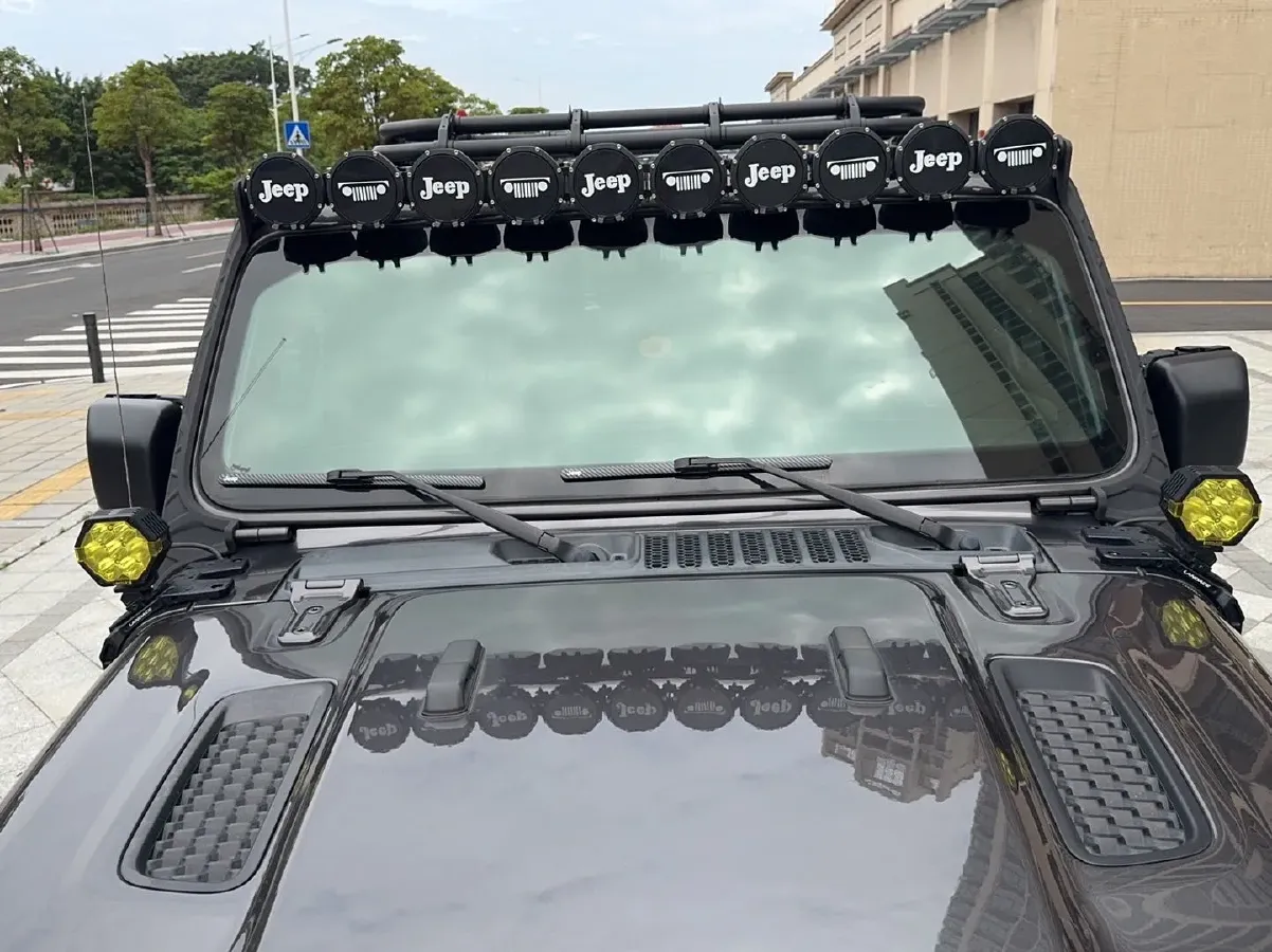 2021 Jeep Wrangler 2.0T 266HP L4 8AT,autocango,china used car exporter,china ev exporter,chinese used car exporter,chinese used ev exporter