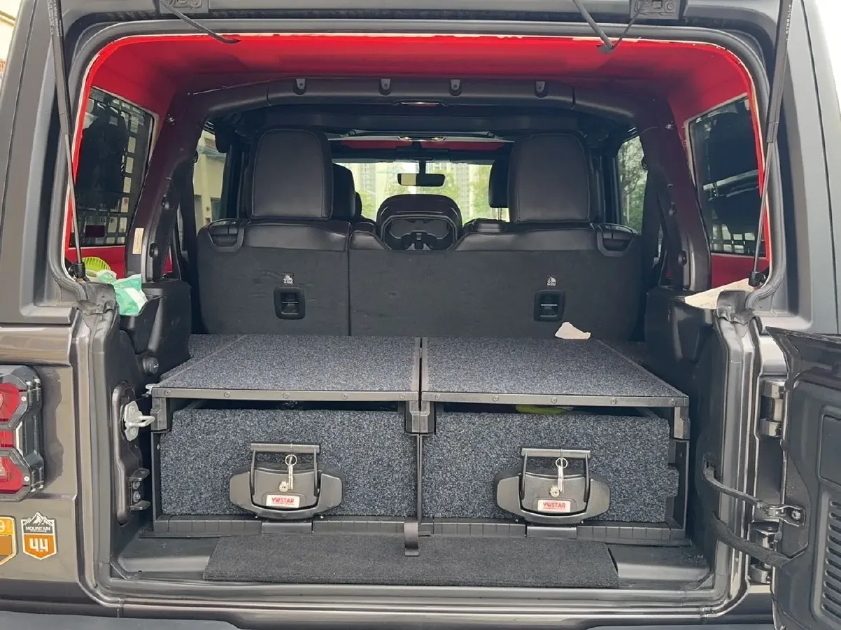 2021 Jeep Wrangler 2.0T 266HP L4 8AT,autocango,china used car exporter,china ev exporter,chinese used car exporter,chinese used ev exporter