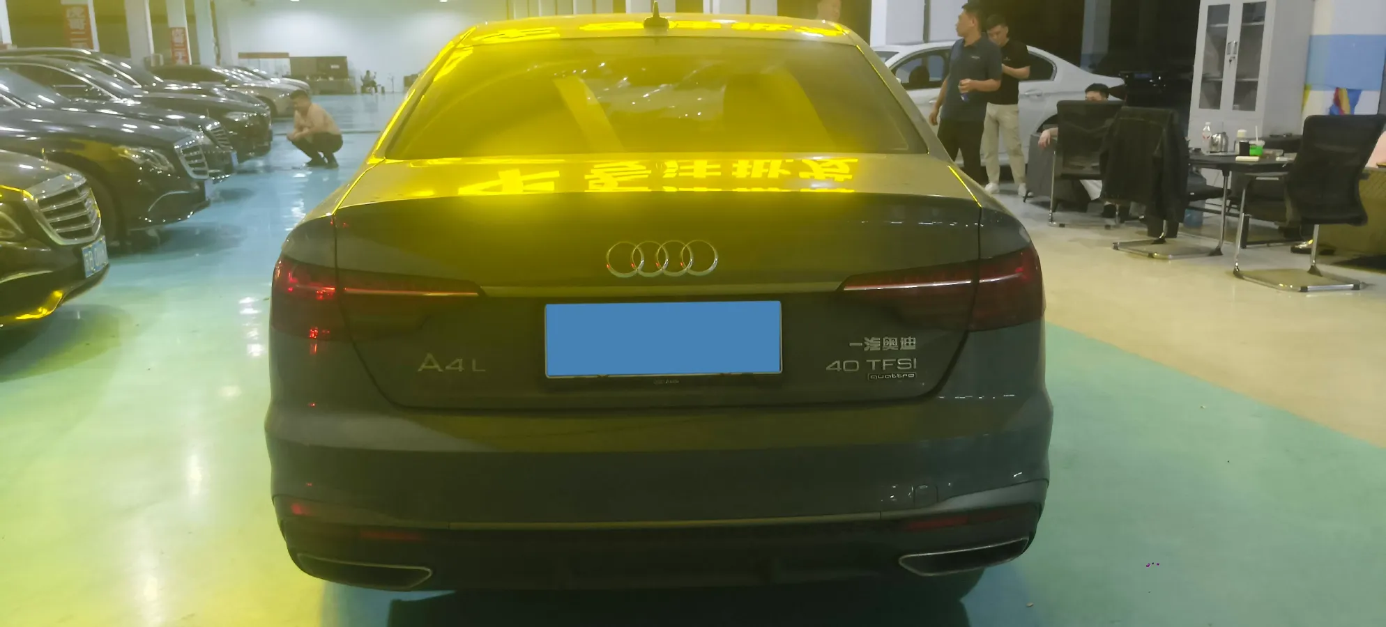 2022 Audi A4L 2.0T 190HP L4 7DCT,autocango,china used car exporter,china ev exporter,chinese used car exporter,chinese used ev exporter