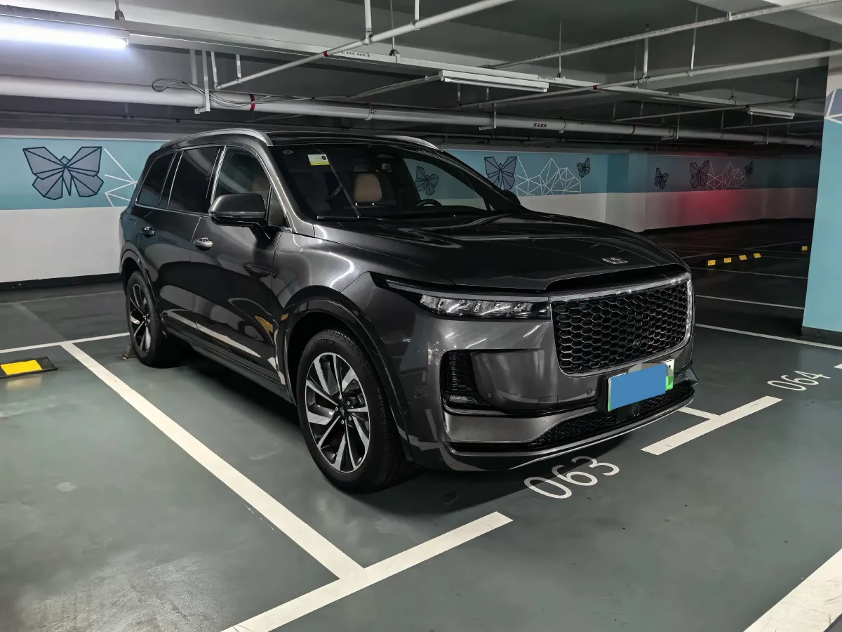 2021 Li ONE Range Extended 131HP REEV 40.5KWH,autocango,china used car exporter,china ev exporter,chinese used car exporter,chinese used ev exporter