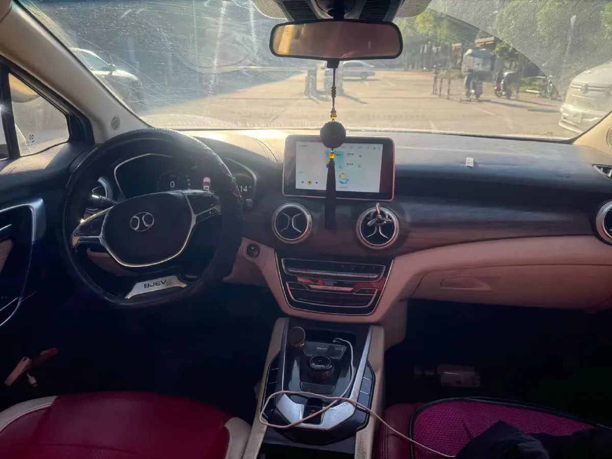 2018 BeiJing Auto EU5 BEV 53.66KWH,autocango,china used car exporter,china ev exporter,chinese used car exporter,chinese used ev exporter