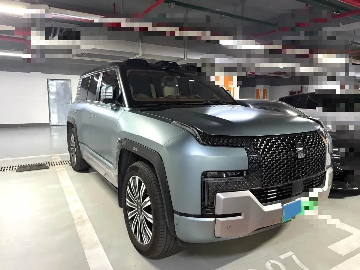 2023 YangWang U8 2.0T 272HP L4 REEV 49.05KWH,autocango,china used car exporter,china ev exporter,chinese used car exporter,chinese used ev exporter