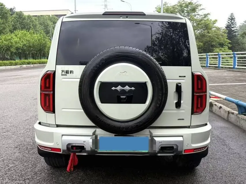 2025 FangChengBao Bao 5 1.5T 194HP L4 E-CVT PHEV 31.8KWH,autocango,china used car exporter,china ev exporter,chinese used car exporter,chinese used ev exporter