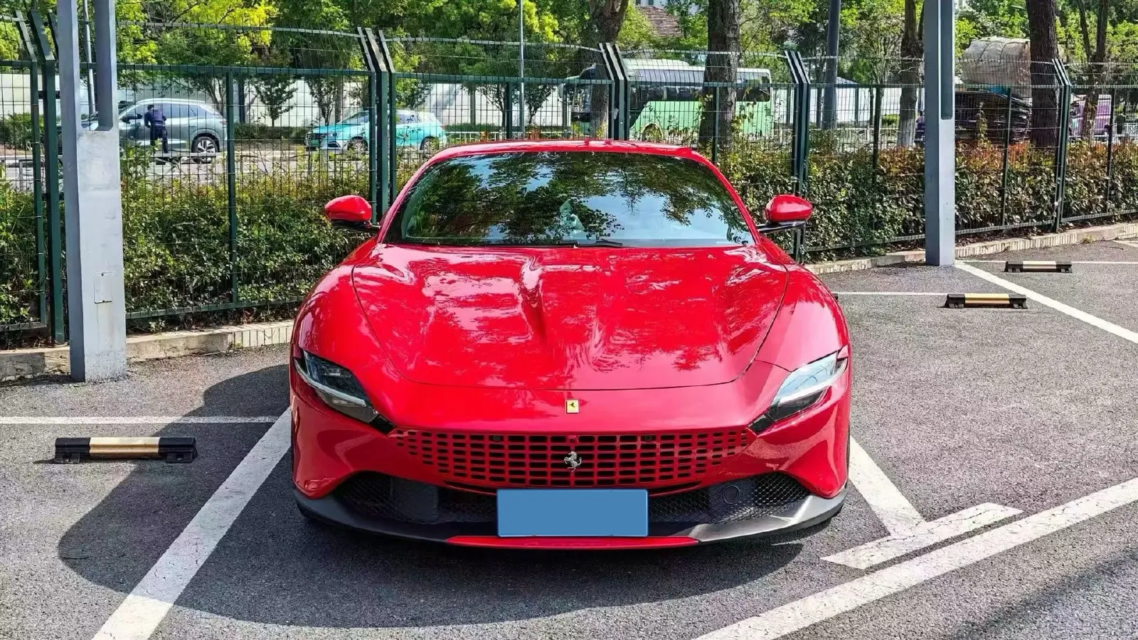 2020 Ferrari Roma 3.9T 620HP V8 8DCT,autocango,china used car exporter,china ev exporter,chinese used car exporter,chinese used ev exporter