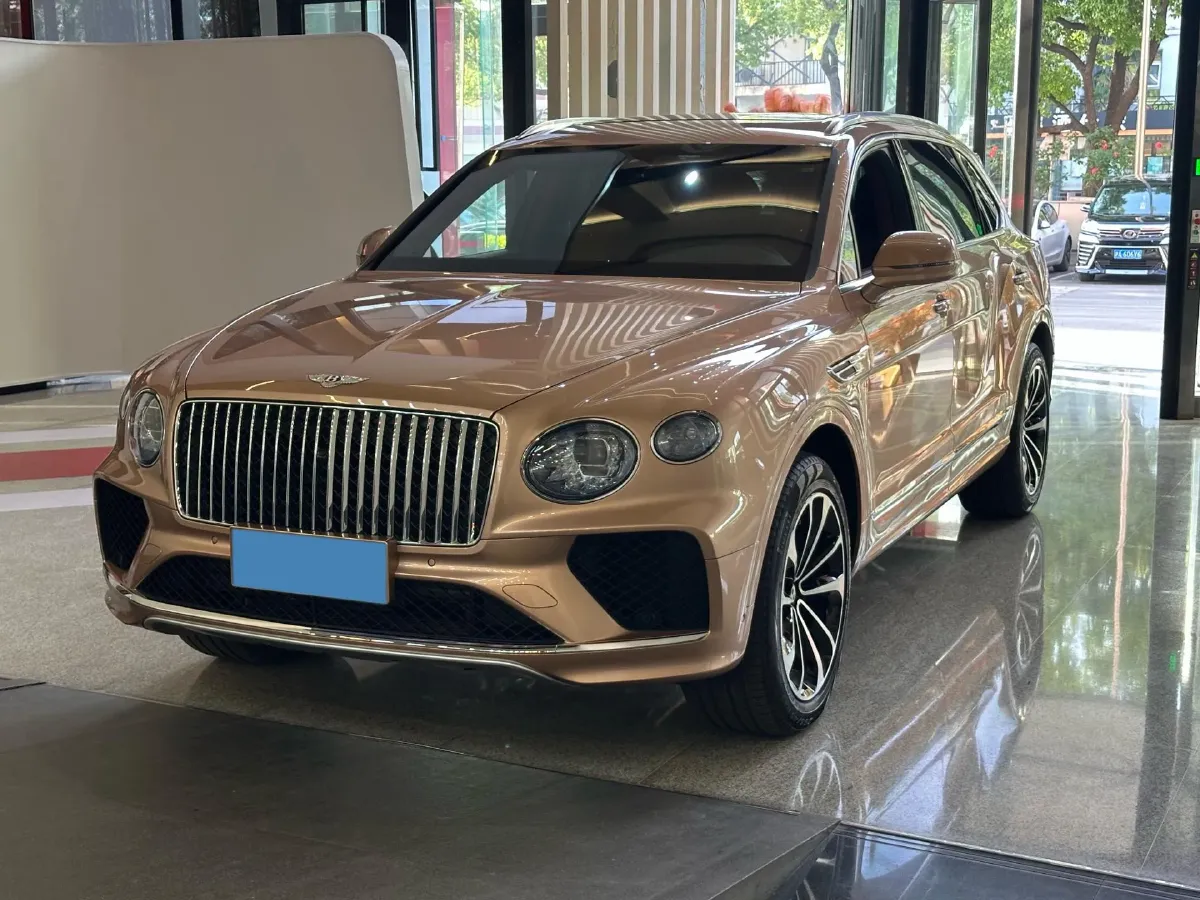 2023 Bentley Bentayga 4.0T 550HP V8 8AT,autocango,china used car exporter,china ev exporter,chinese used car exporter,chinese used ev exporter