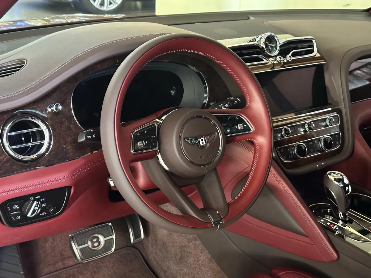 2023 Bentley Bentayga 4.0T 550HP V8 8AT,autocango,china used car exporter,china ev exporter,chinese used car exporter,chinese used ev exporter