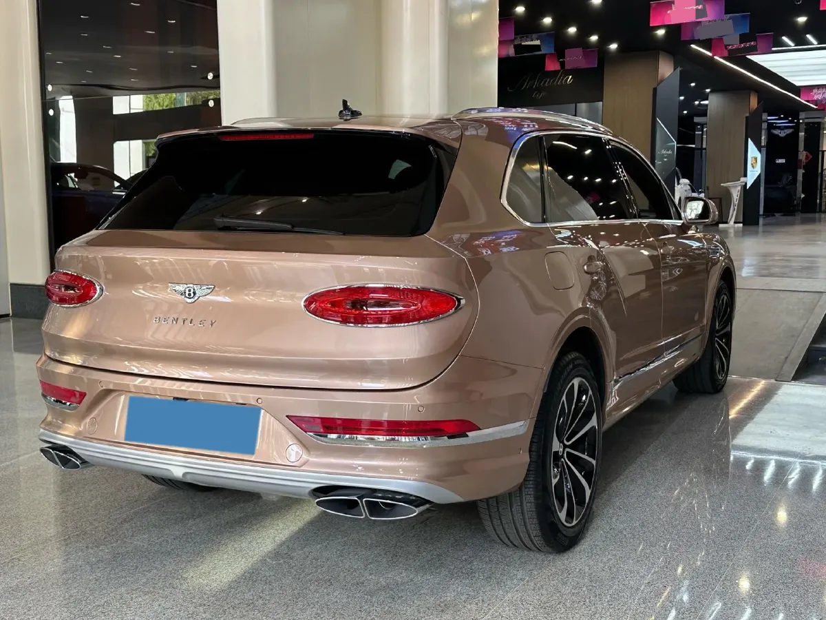 2023 Bentley Bentayga 4.0T 550HP V8 8AT,autocango,china used car exporter,china ev exporter,chinese used car exporter,chinese used ev exporter