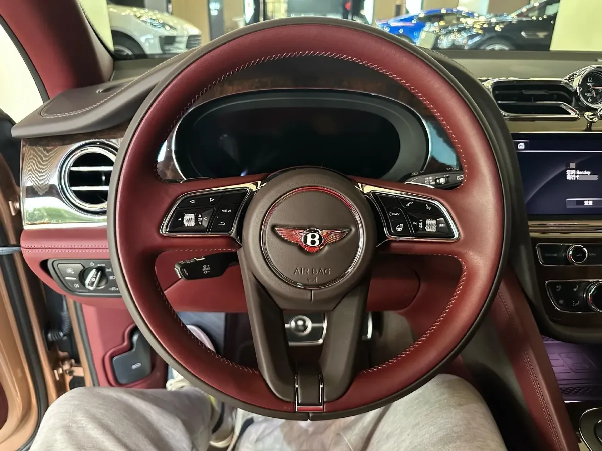 2023 Bentley Bentayga 4.0T 550HP V8 8AT,autocango,china used car exporter,china ev exporter,chinese used car exporter,chinese used ev exporter