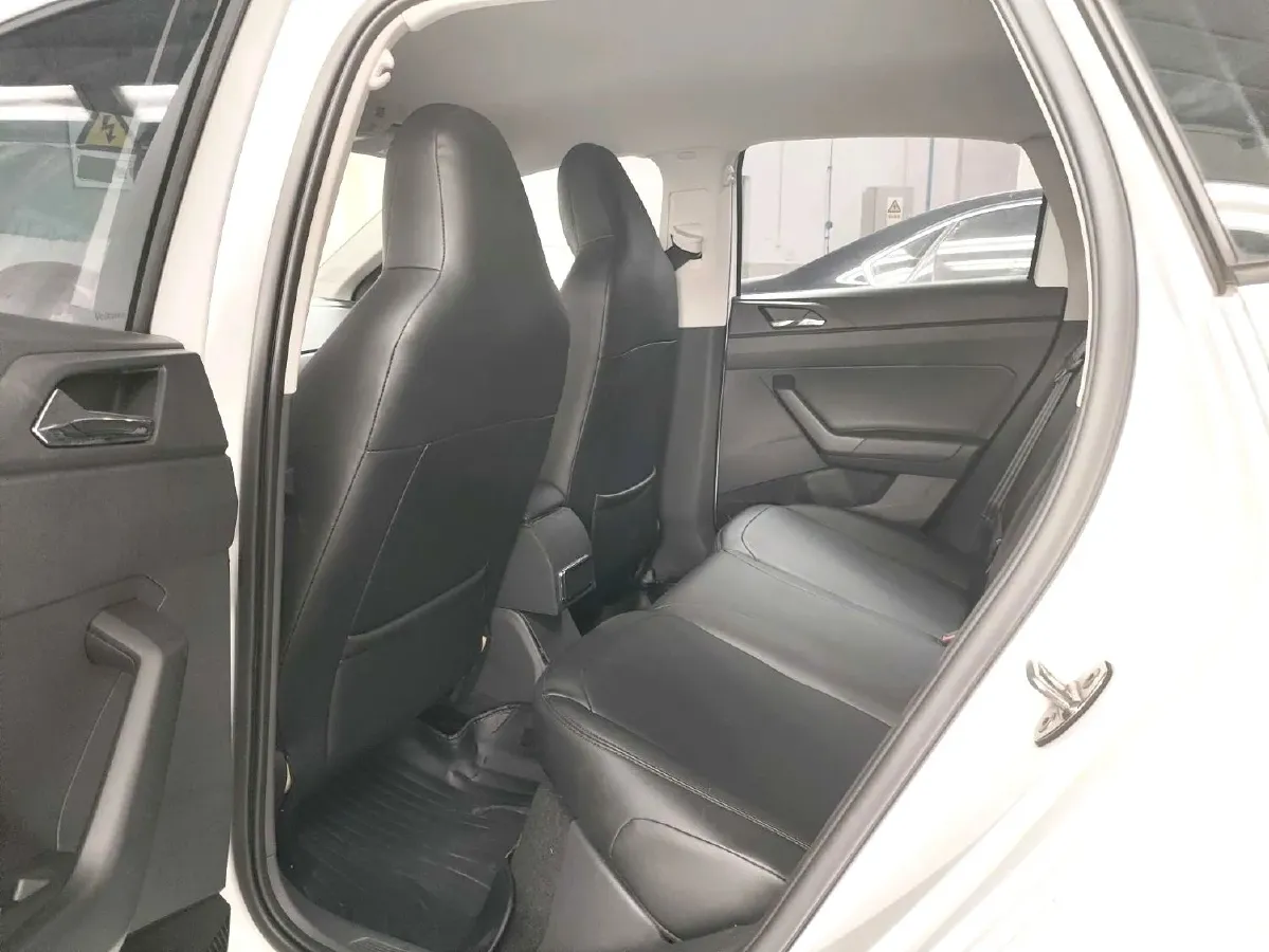 2023 Volkswagen Polo 1.5L 113HP L4 6AT,autocango,china used car exporter,china ev exporter,chinese used car exporter,chinese used ev exporter