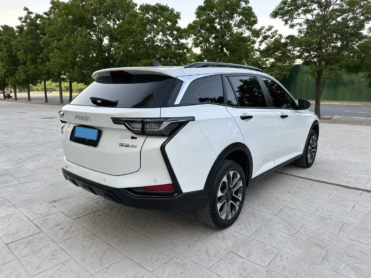 2023 DongFeng Aeolus YiXuan GS 1.5L 125HP L4 6DCT,autocango,china used car exporter,china ev exporter,chinese used car exporter,chinese used ev exporter