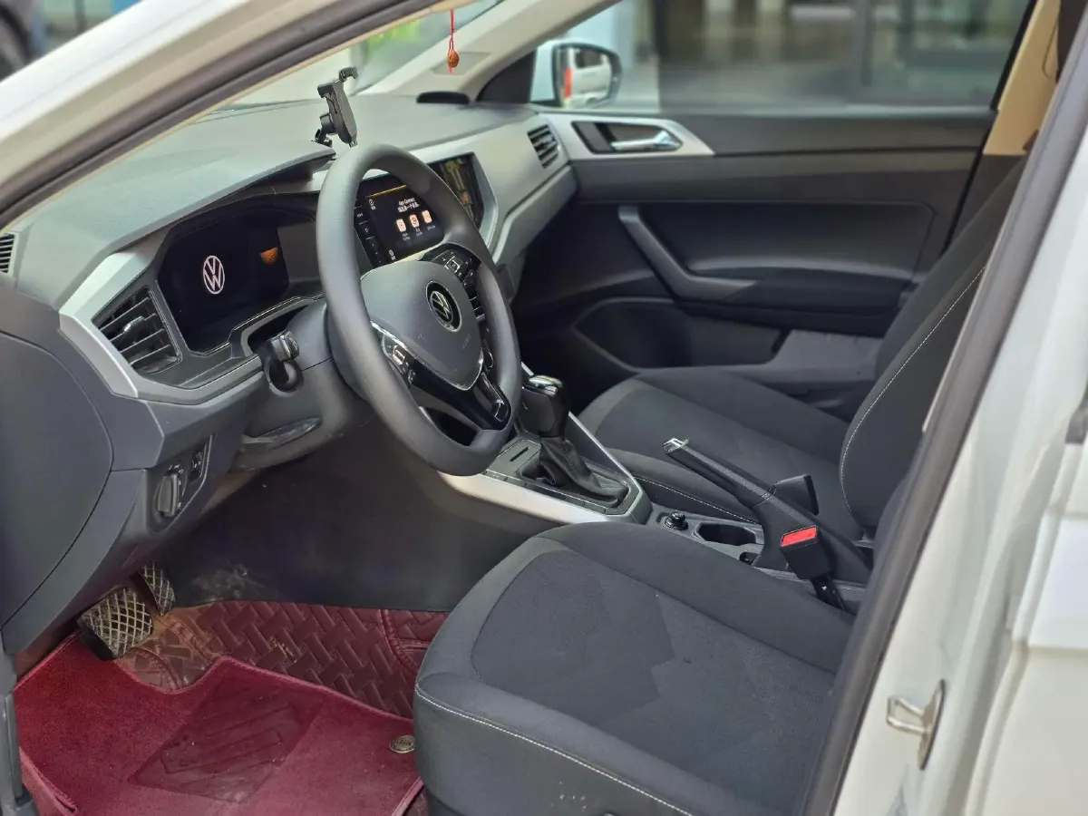 2023 Volkswagen Polo 1.5L 110HP L4 6AT,autocango,china used car exporter,china ev exporter,chinese used car exporter,chinese used ev exporter