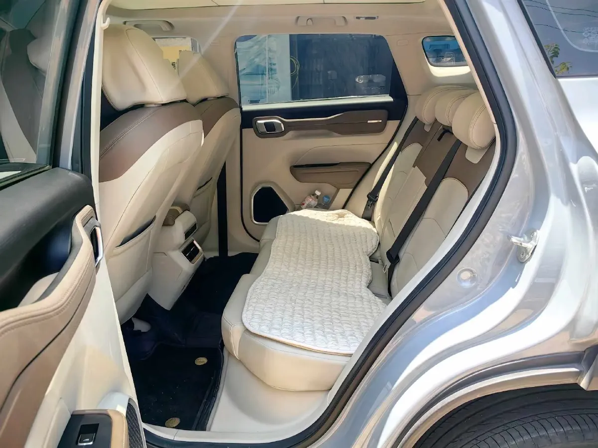 2020 Geely ICON 1.5T 177HP L3 7DCT,autocango,china used car exporter,china ev exporter,chinese used car exporter,chinese used ev exporter