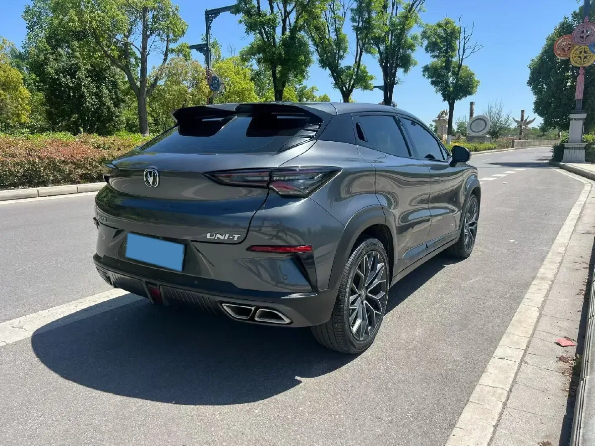 2022 ChangAn UNI-T 1.5T 188HP L4 7DCT,autocango,china used car exporter,china ev exporter,chinese used car exporter,chinese used ev exporter