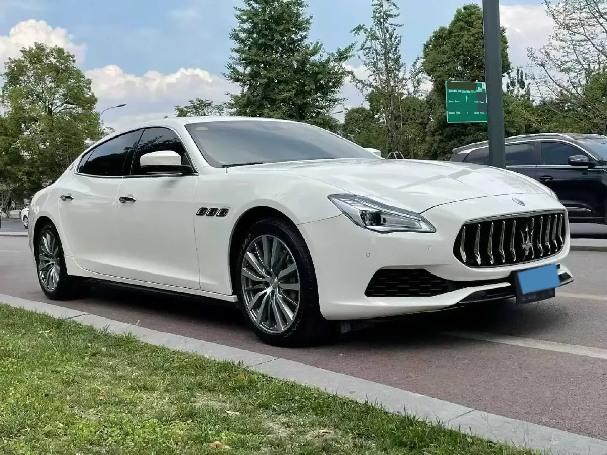2018 Maserati Quattroporte 3.0T 350HP V6 8AT,autocango,china used car exporter,china ev exporter,chinese used car exporter,chinese used ev exporter