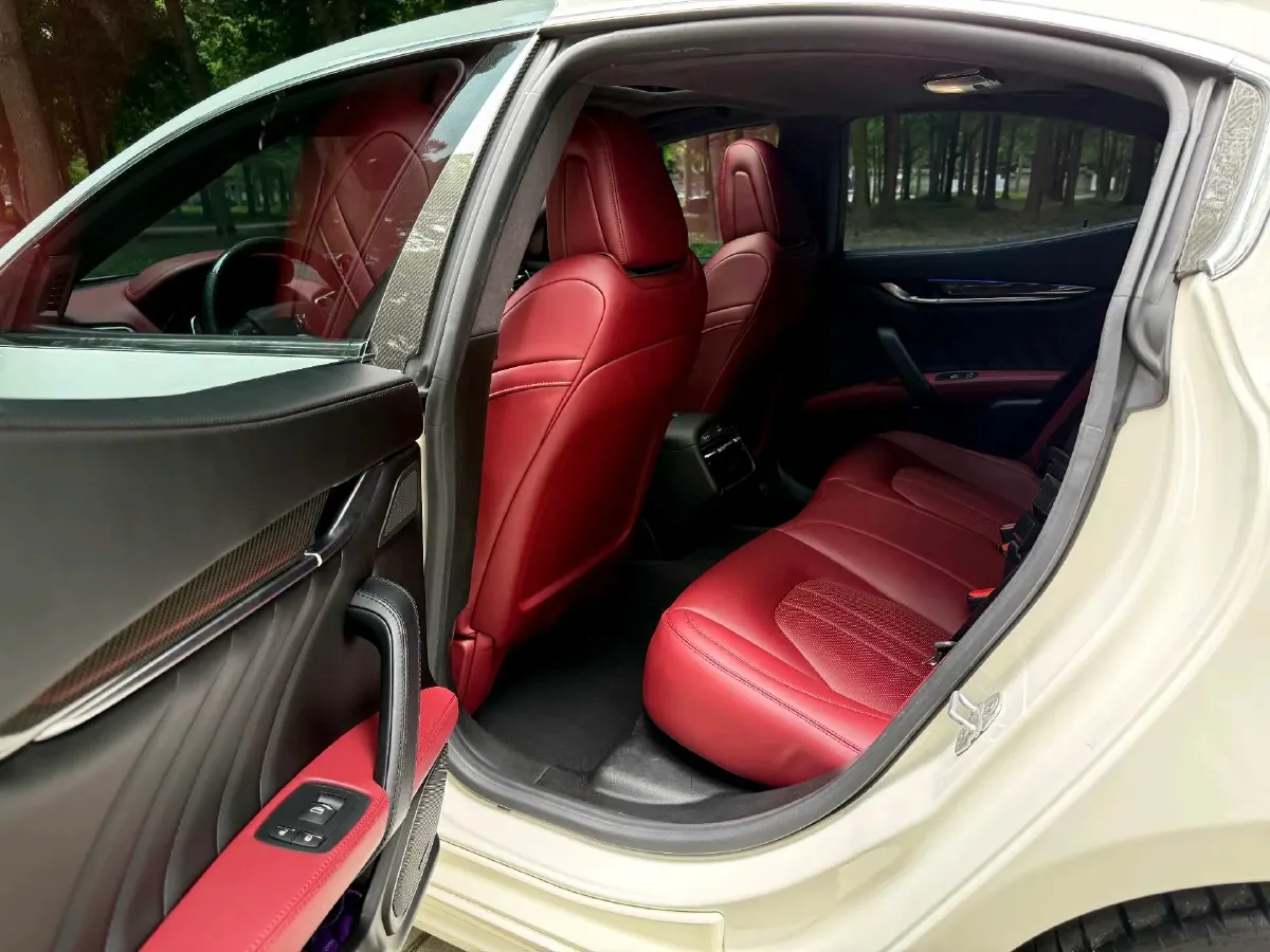 2018 Maserati Ghibli 3.0T 350HP V6 8AT,autocango,china used car exporter,china ev exporter,chinese used car exporter,chinese used ev exporter