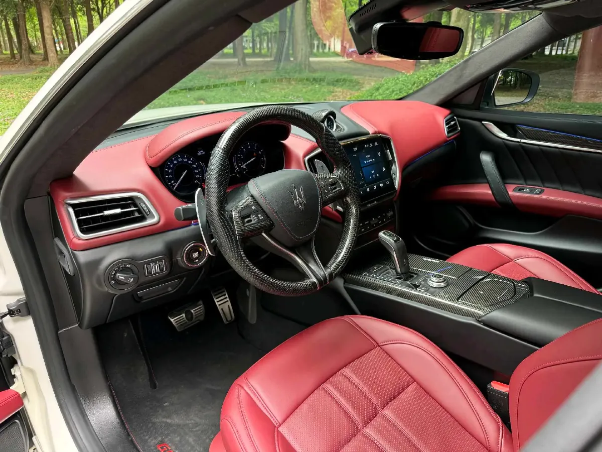 2018 Maserati Ghibli 3.0T 350HP V6 8AT,autocango,china used car exporter,china ev exporter,chinese used car exporter,chinese used ev exporter