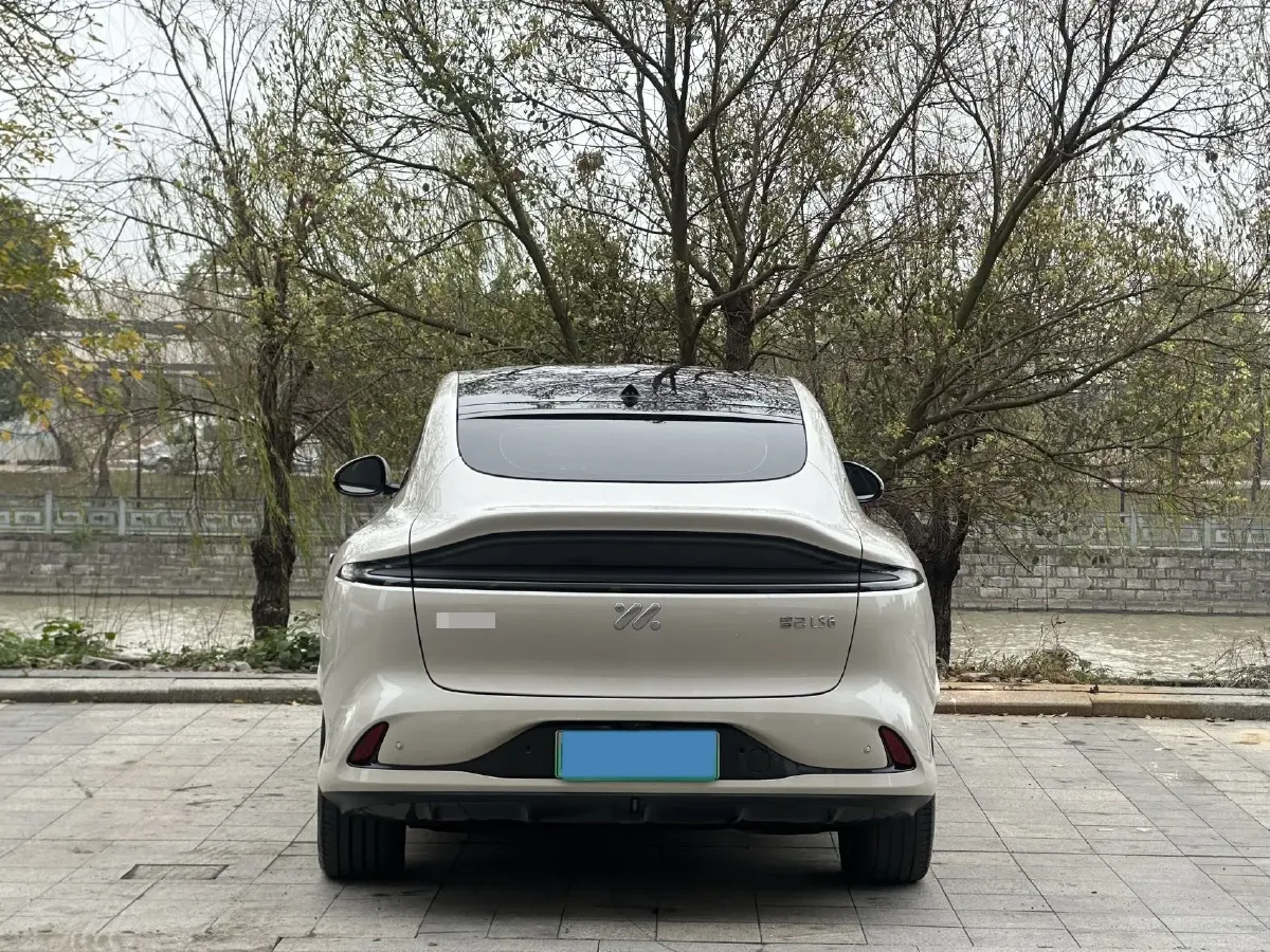 2023 IM LS6 BEV 71KWH,autocango,china used car exporter,china ev exporter,chinese used car exporter,chinese used ev exporter