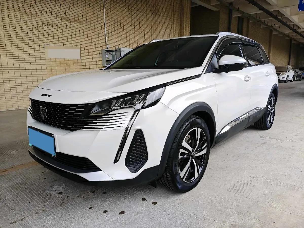 2023 Peugeot 5008 1.8T 211HP L4 8AT,autocango,china used car exporter,china ev exporter,chinese used car exporter,chinese used ev exporter