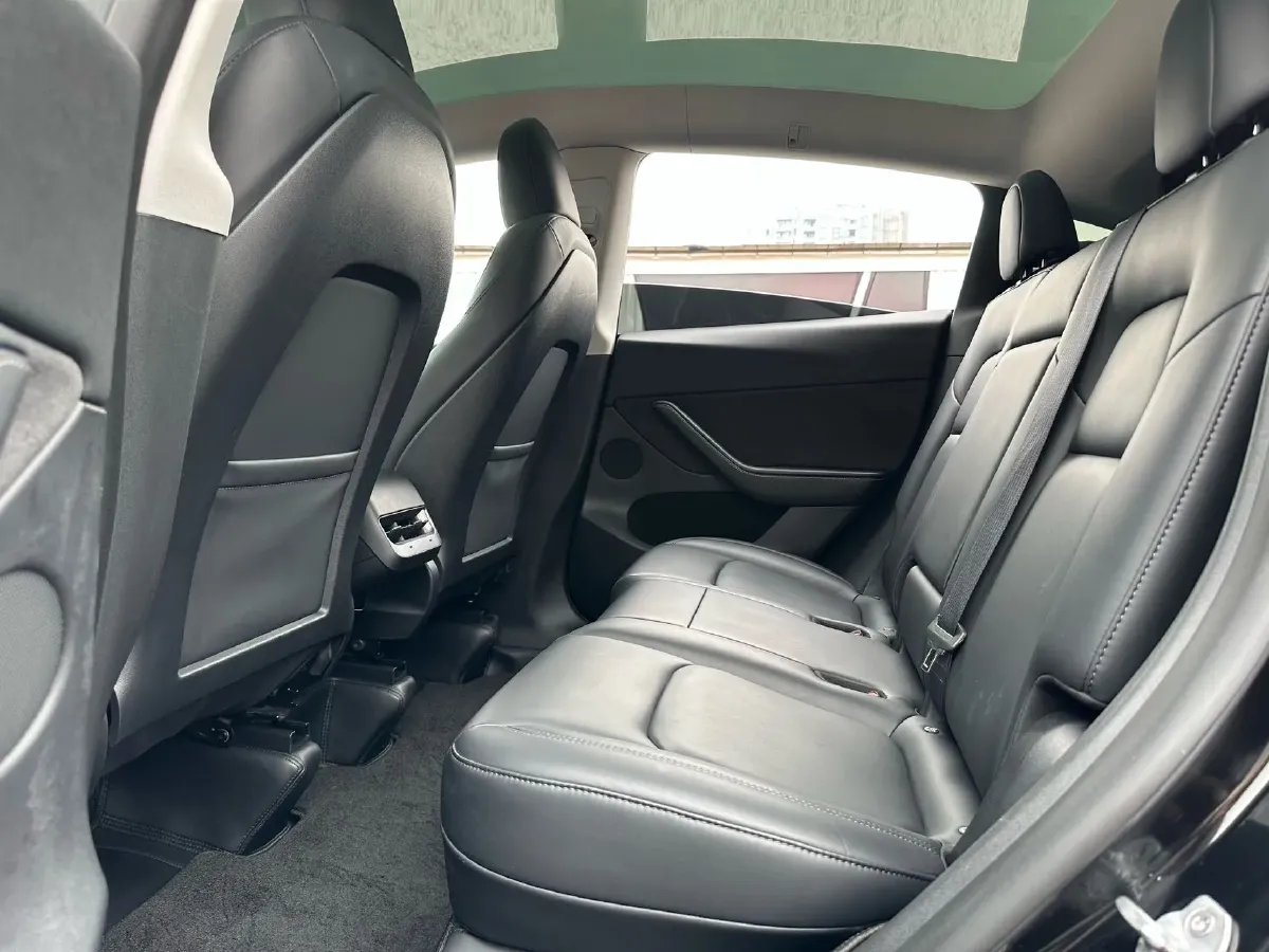 2022 Tesla Model Y BEV 60KWH,autocango,china used car exporter,china ev exporter,chinese used car exporter,chinese used ev exporter